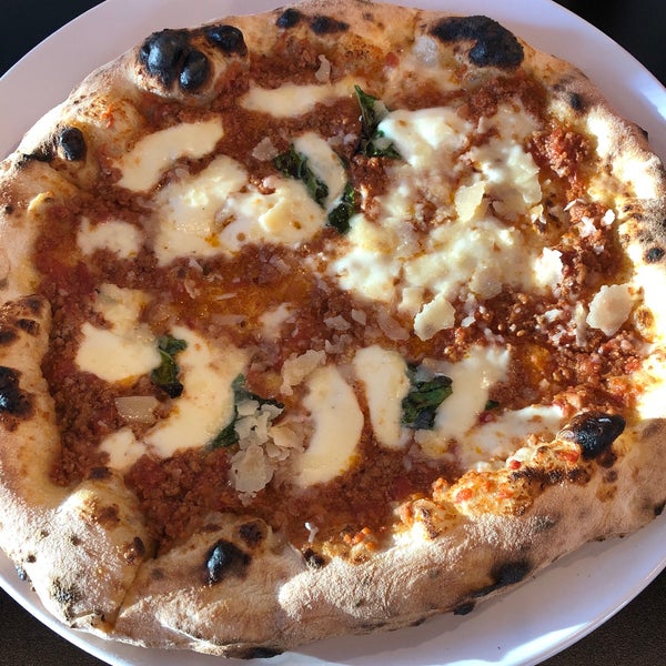 Photo prise au Crust Pizzeria Napoletana par David H. le1/5/2019