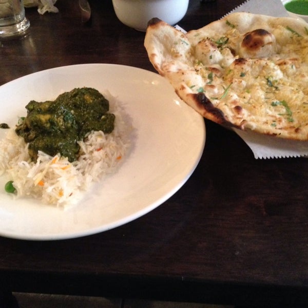 5/24/2013 tarihinde Vee H.ziyaretçi tarafından Curry Kitchen'de çekilen fotoğraf