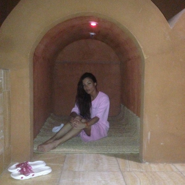 Photo taken at Imperial Spa by Sarieha A. on 3/18/2013