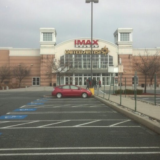 Regal UA King Of Prussia 4DX, IMAX & RPX King of Prussia'da Sinema'da