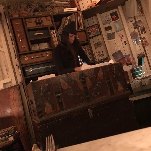 3/17/2017 tarihinde Beau T.ziyaretçi tarafından Bar Belly'de çekilen fotoğraf