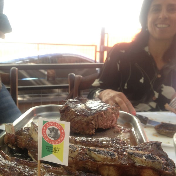 5/6/2013 tarihinde sebastiao r.ziyaretçi tarafından Restaurante Fazenda Barbanegra'de çekilen fotoğraf