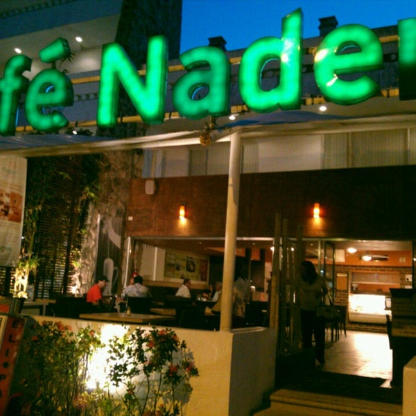 Café Nader 66 tips