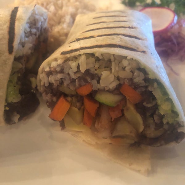 They have quite a few vegetarian, vegan, plant-based options. Their veggie burrito was really good!