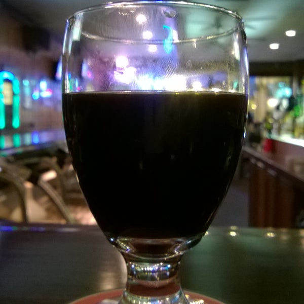 6/2/2015에 Bella V.님이 Fischman Liquors &amp; Tavern에서 찍은 사진