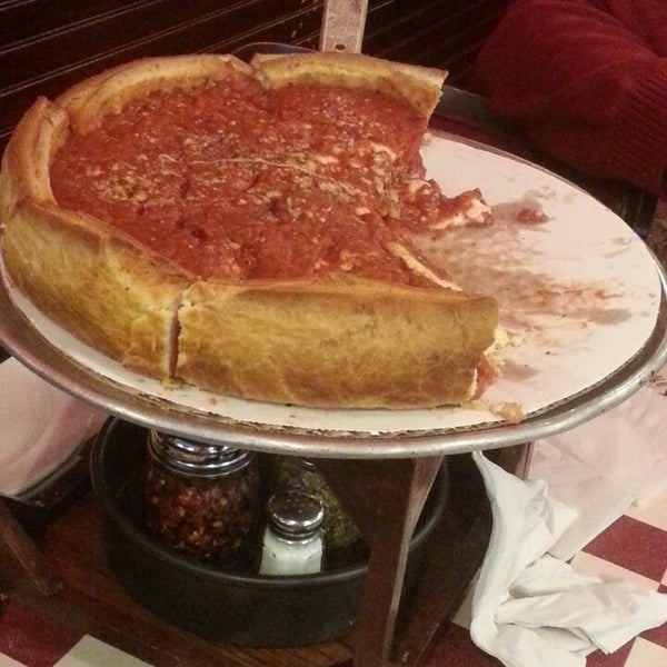 Photo taken at Giordano&#39;s by Emilee M. on 12/31/2013