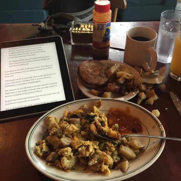 Cup & Saucer Cafe (Now Closed) Portland, OR