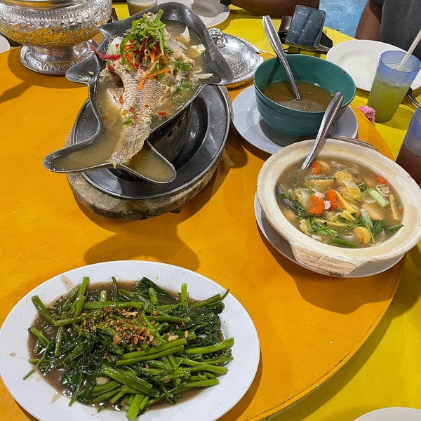 Oasis Seafood Restaurant Kuala Kedah, Kedah