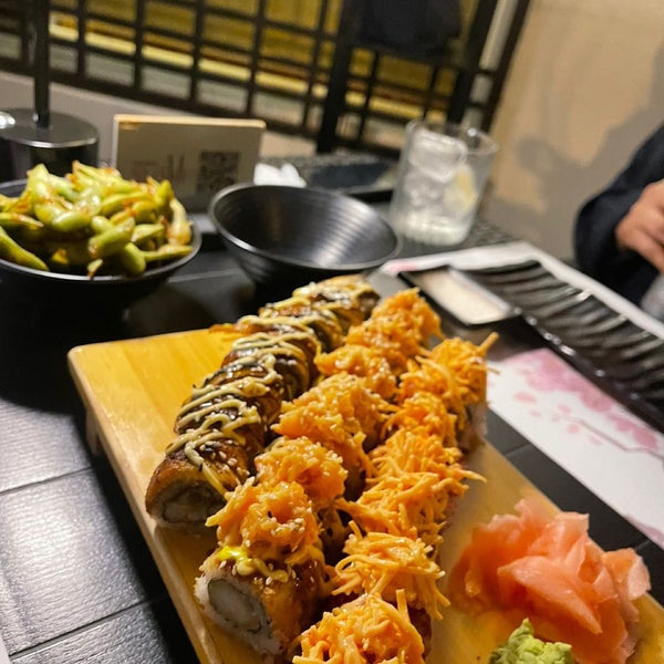 Foto tomada en Finding Sushi  por Ruba .. el 5/2/2024