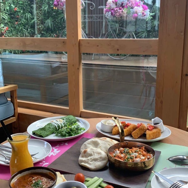 Foto scattata a Lily Restaurant da Ruba .. il 11/28/2020