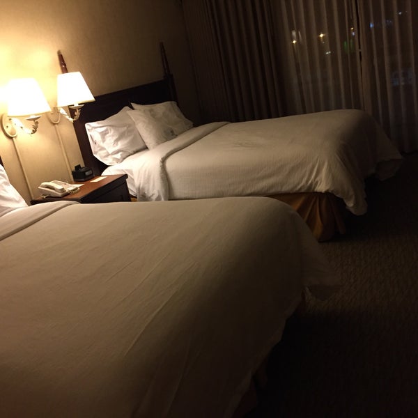 Photo taken at Embassy Suites by Hilton by Takapon on 2/16/2015