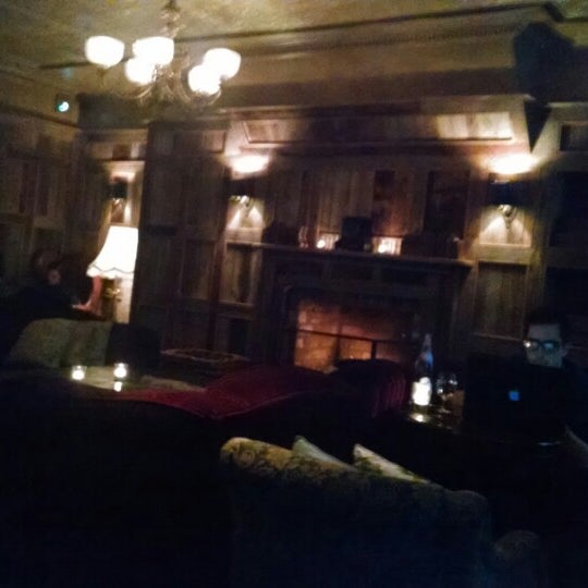 Photo taken at Little House Mayfair by Ben B. on 2/27/2014