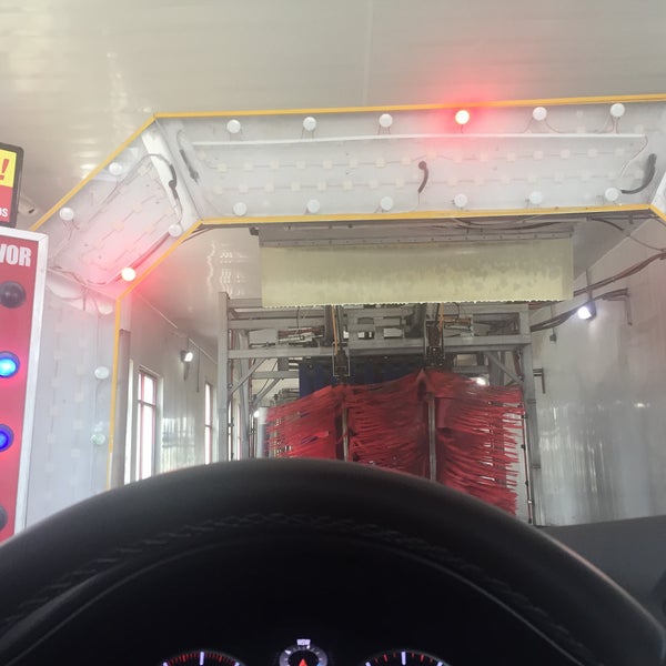 Boomerang Carwash Automotive Repair Shop in Memphis