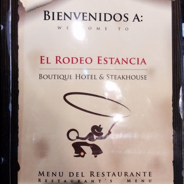 Foto tirada no(a) El Rodeo Steak House por Fabiola M. em 6/15/2014