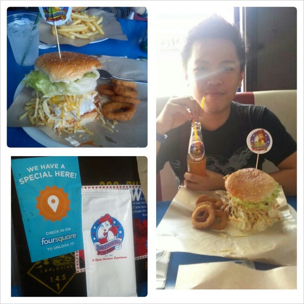รูปภาพถ่ายที่ Bomber&#39;s Burger โดย Sam™ เมื่อ 7/4/2013
