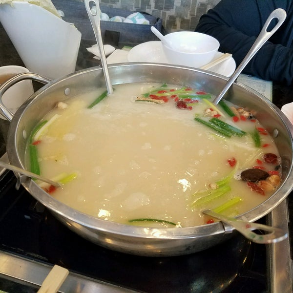 Photo taken at Happy Lamb Hot Pot, Dublin 快乐小羊 by Mstm T. on 11/2/2016