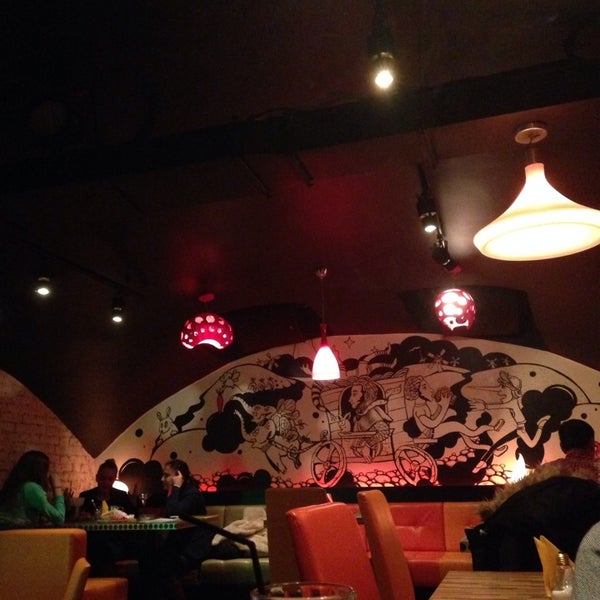 1/31/2014 tarihinde Рена К.ziyaretçi tarafından TwinStars dj*cafe*bar'de çekilen fotoğraf