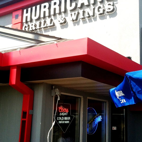 7/17/2013にHurricane Grill &amp; Wings BurnsvilleがHurricane Grill &amp; Wings Burnsvilleで撮った写真