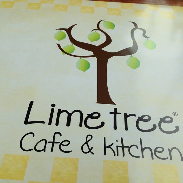 4/21/2013 tarihinde Aslı K.ziyaretçi tarafından Lime Tree Cafe &amp; Kitchen'de çekilen fotoğraf