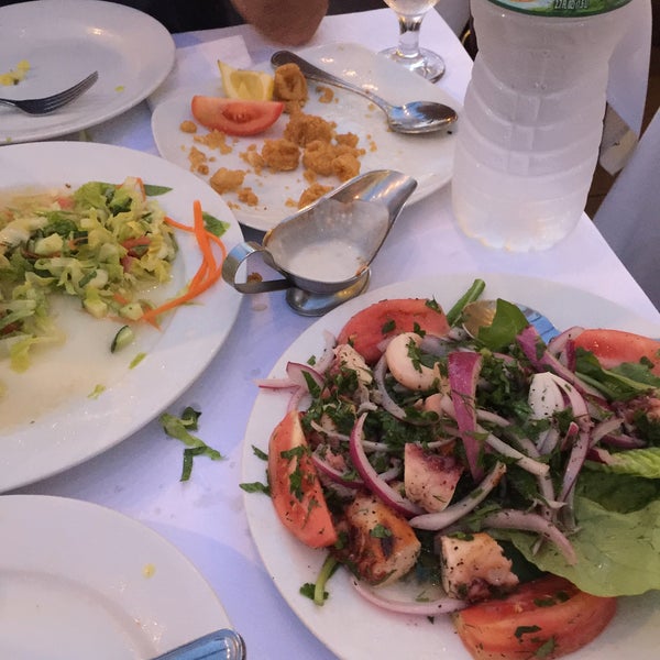 7/4/2017 tarihinde Suna N.ziyaretçi tarafından Liman Restaurant'de çekilen fotoğraf