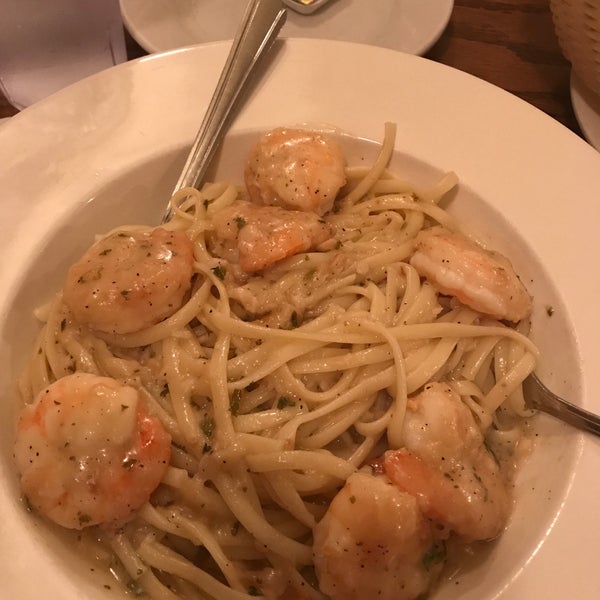 Снимок сделан в Federici&#39;s Family Restaurant пользователем Debbie C. 2/17/2018