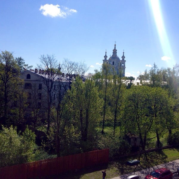 Фабрика возрождение санкт петербург