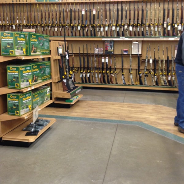 Gander Mountain (Now Closed) Sporting Goods Retail