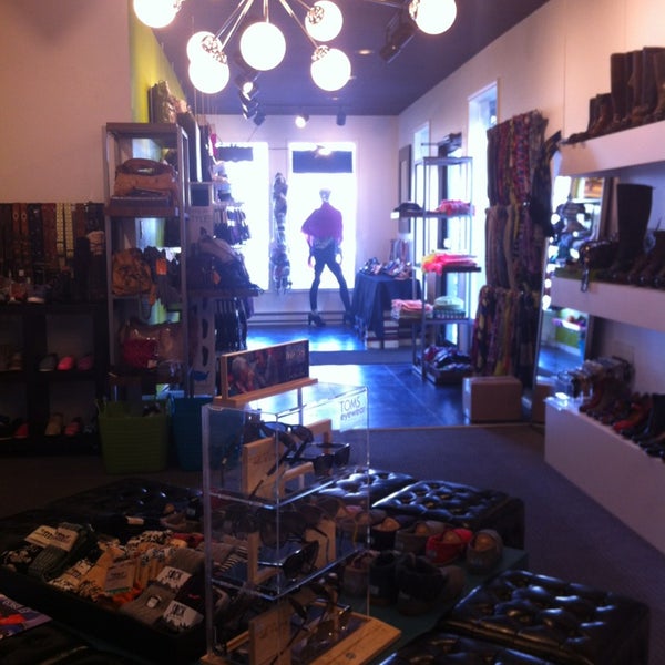 Shoe Inn Boutique Shoe Store in Frisco