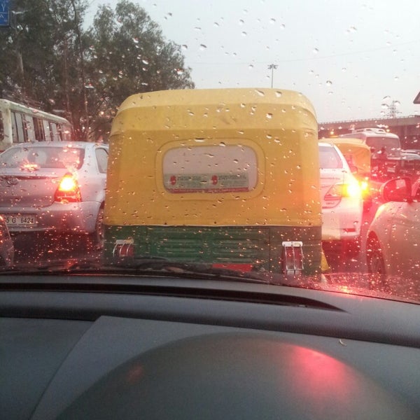 HP Petrol Pump, IFFCO Chowk Gurgaon, Haryāna