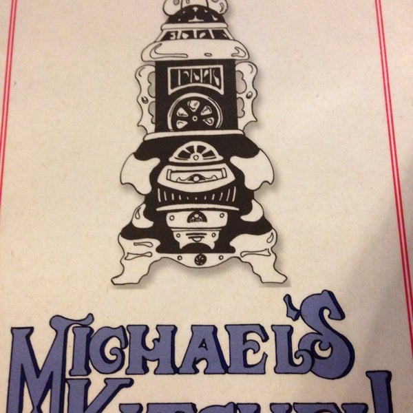 Das Foto wurde bei Michael&#39;s Kitchen - Restaurant and Bakery von Joseph M. am 6/27/2014 aufgenommen