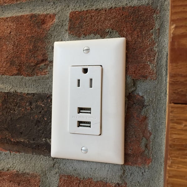 Lots of outlets available, and even two usb inserts in every  outlet!