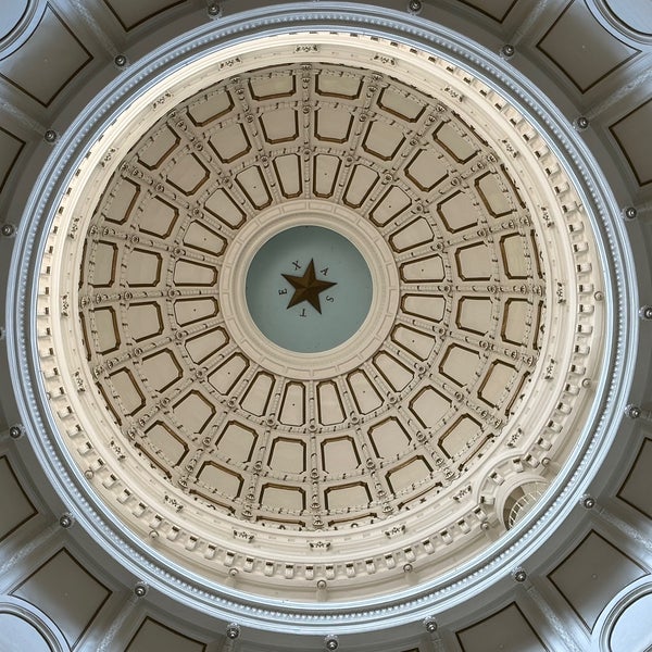 Foto tirada no(a) Capitólio do Estado do Texas por Scott G. em 7/27/2023