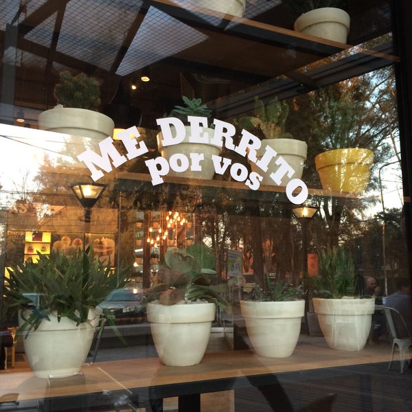 Tiprendo Heladería en Parque Leloir