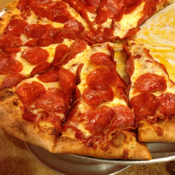 Pizza Factory Pizzeria in Hesperia