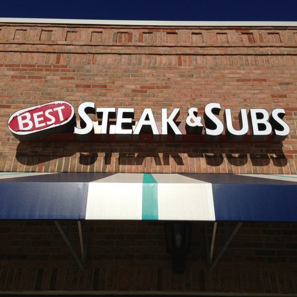 Foto diambil di Best Steak &amp; Subs oleh Donald B. pada 2/1/2013