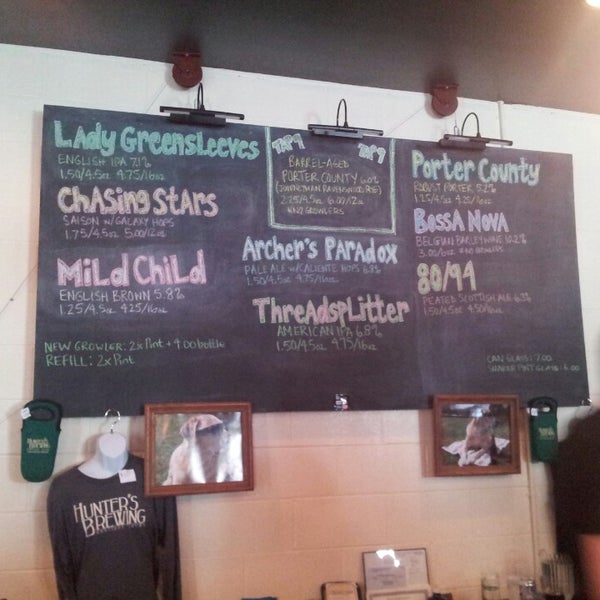 Photo taken at Hunter&#39;s Brewing by Lisa H. on 2/22/2014