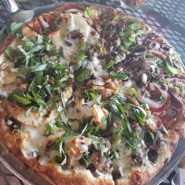 Photo taken at Star Pizza by Val R. on 5/20/2018