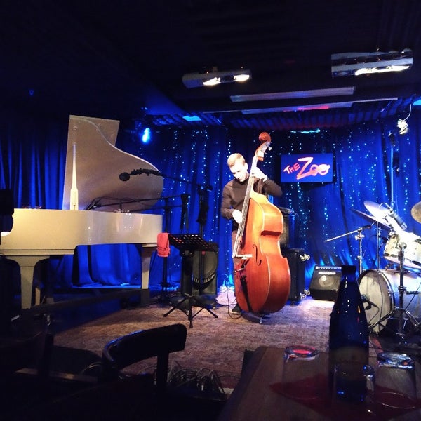 One of the best jazz clubs in town. Great sound and amazing piano. I saw Trifonas Tipou/ Dimitris Kontos/ Ilias Karkavelias Trio- one of the most marvelous gigs ever seen! Check them out for sure!!!