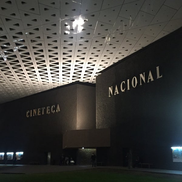 1/19/2016 tarihinde Mariana E.ziyaretçi tarafından Cineteca Nacional'de çekilen fotoğraf
