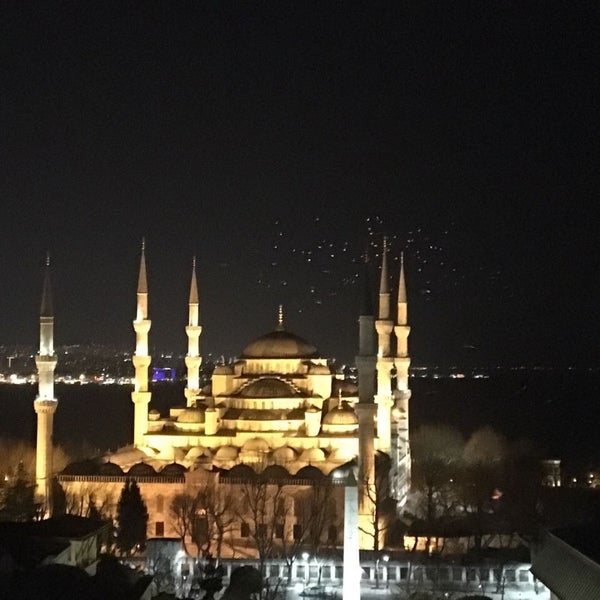 Das Foto wurde bei Hotel Arcadia Blue Istanbul von Reyan Y. am 2/24/2017 aufgenommen