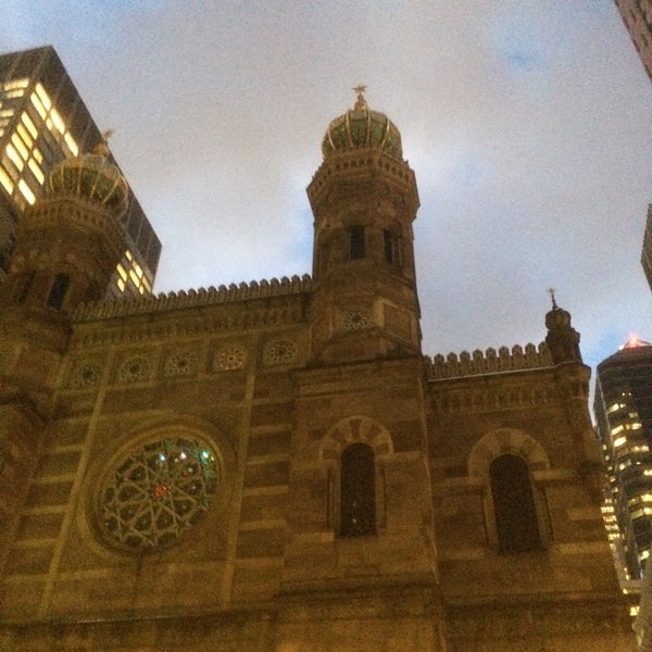 Das Foto wurde bei Central Synagogue von Pete W. am 1/30/2015 aufgenommen