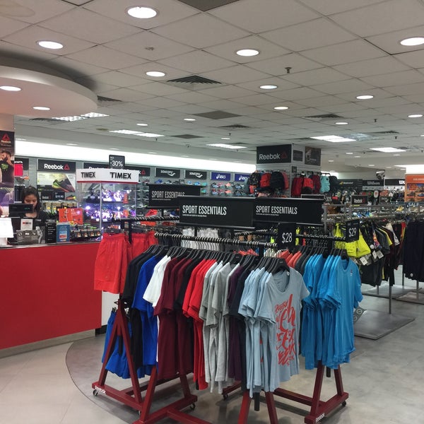 nearest reebok outlet