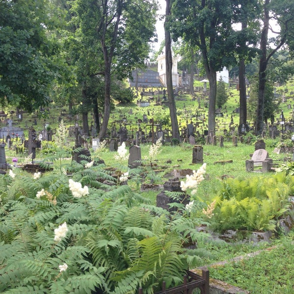 Foto tirada no(a) Rasų kapinės | Rasos cemetery por Andra L. em 6/30/2016