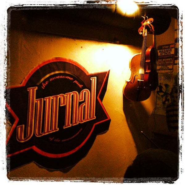 Photo taken at Jurnal Pub by Erkan D. on 9/12/2014