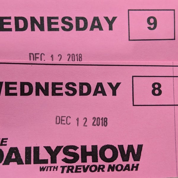 Снимок сделан в The Daily Show пользователем Jostelo G. 12/12/2018