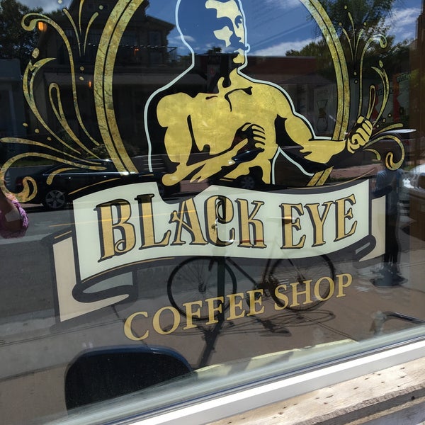 Снимок сделан в Black Eye Coffee Shop пользователем Brandon L. 6/1/2016
