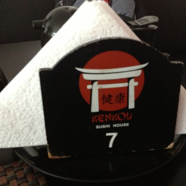 1/24/2013 tarihinde Arthur C.ziyaretçi tarafından Kenkou Sushi House'de çekilen fotoğraf