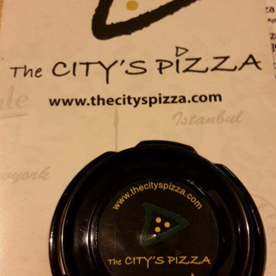 Photo taken at The City&#39;s Pizza by Yasemin U. on 5/11/2014