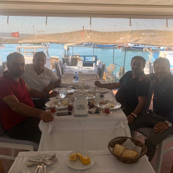 Das Foto wurde bei Burç Restaurant von Hamza D. am 7/25/2020 aufgenommen