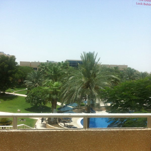 6/20/2016에 Omer Kaan G.님이 Mafraq Hotel Abu Dhabi에서 찍은 사진